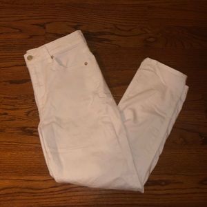 white american eagle mom jeans